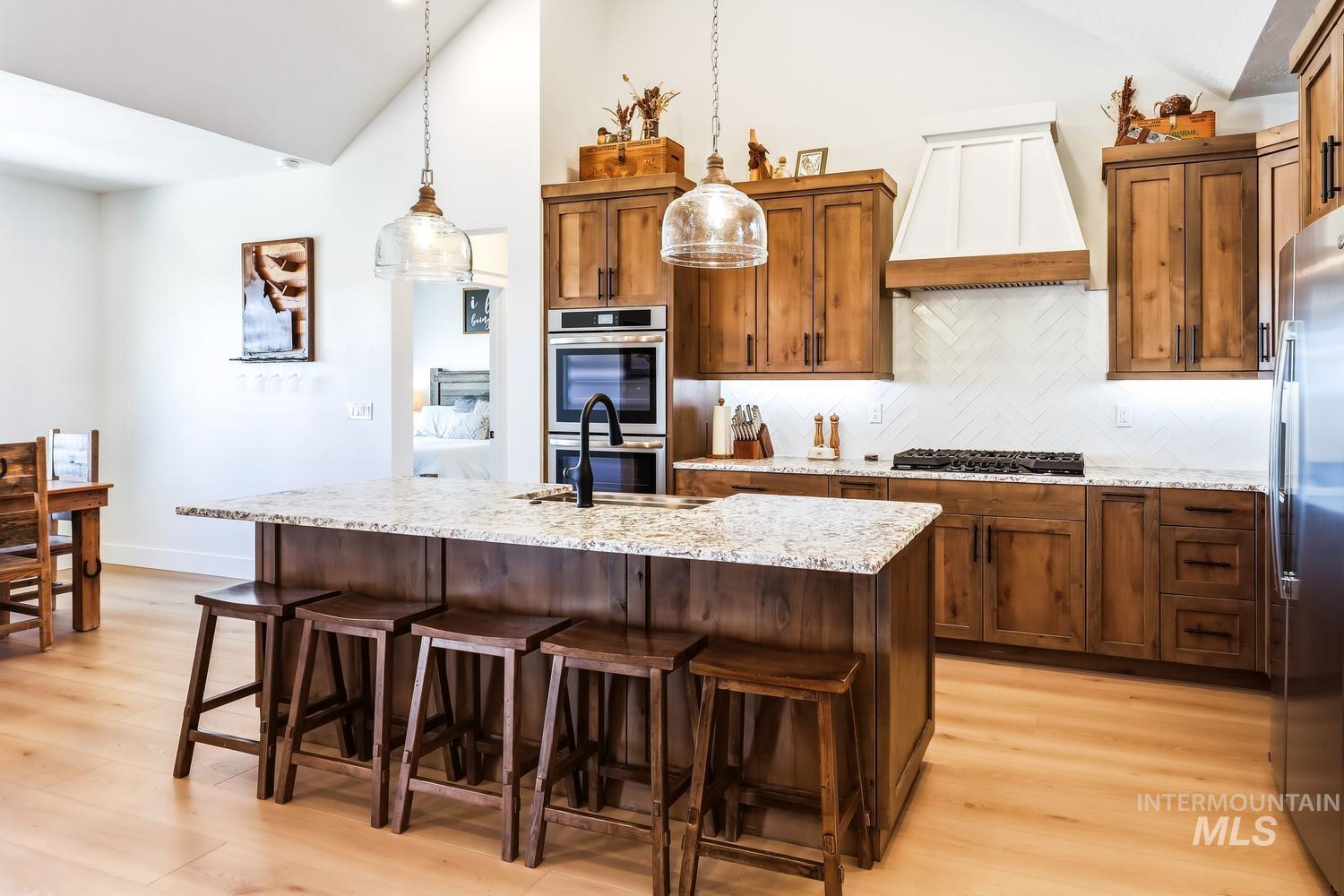 18658 Tranquil Pl, Caldwell, Idaho 83607-5523, 4 Bedrooms, 2.5 Bathrooms, Residential For Sale, Price $999,900,MLS 98985261