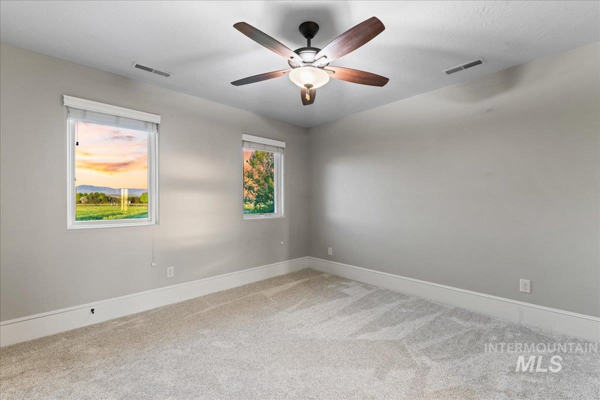 1894 N Valle Bello Way, Eagle, Idaho 83616, 4 Bedrooms, 3.5 Bathrooms, Residential For Sale, Price $1,324,900,MLS 98985262
