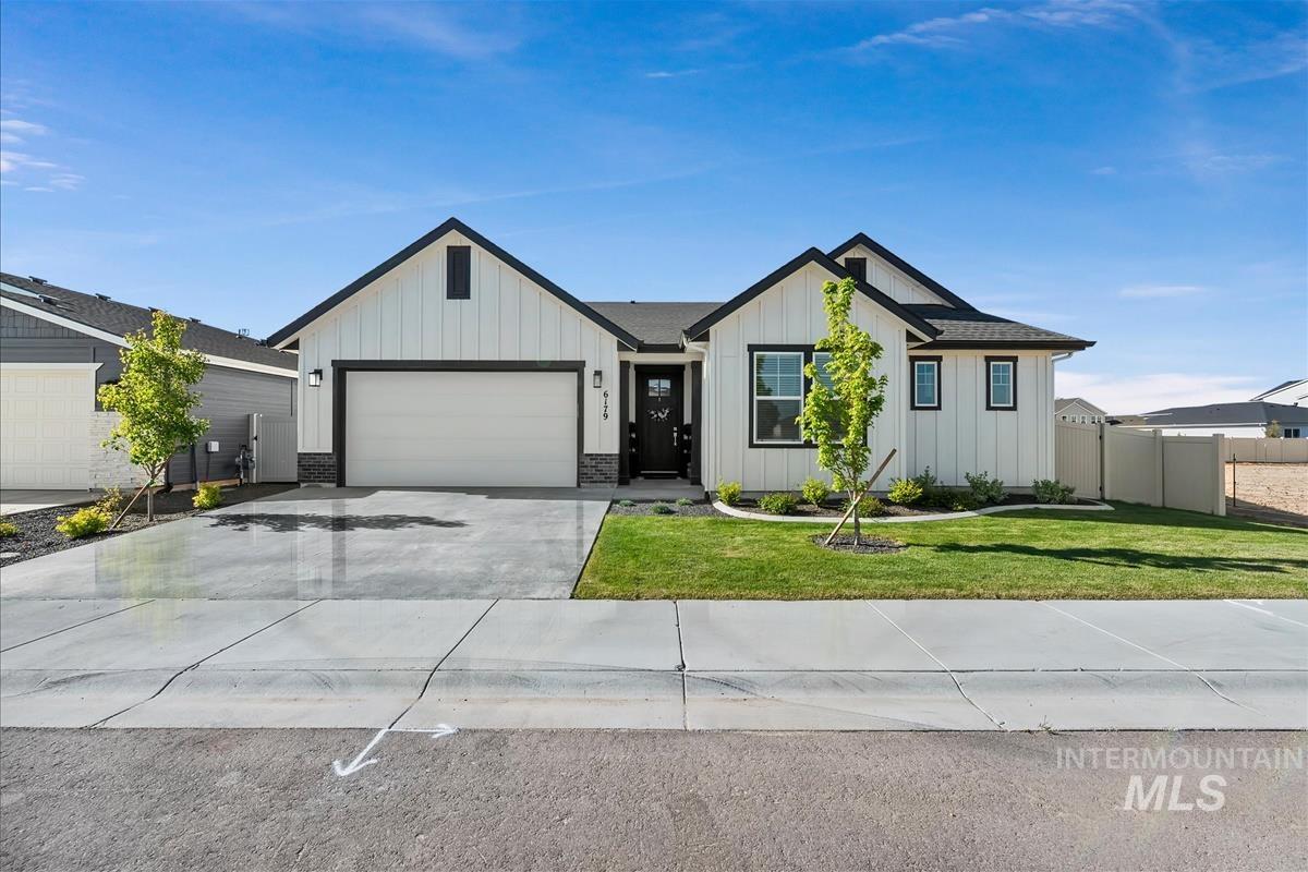 6179 W Ladle Rapids St, Meridian, Idaho 83646, 3 Bedrooms, 2.5 Bathrooms, Residential For Sale, Price $659,990, 98985265
