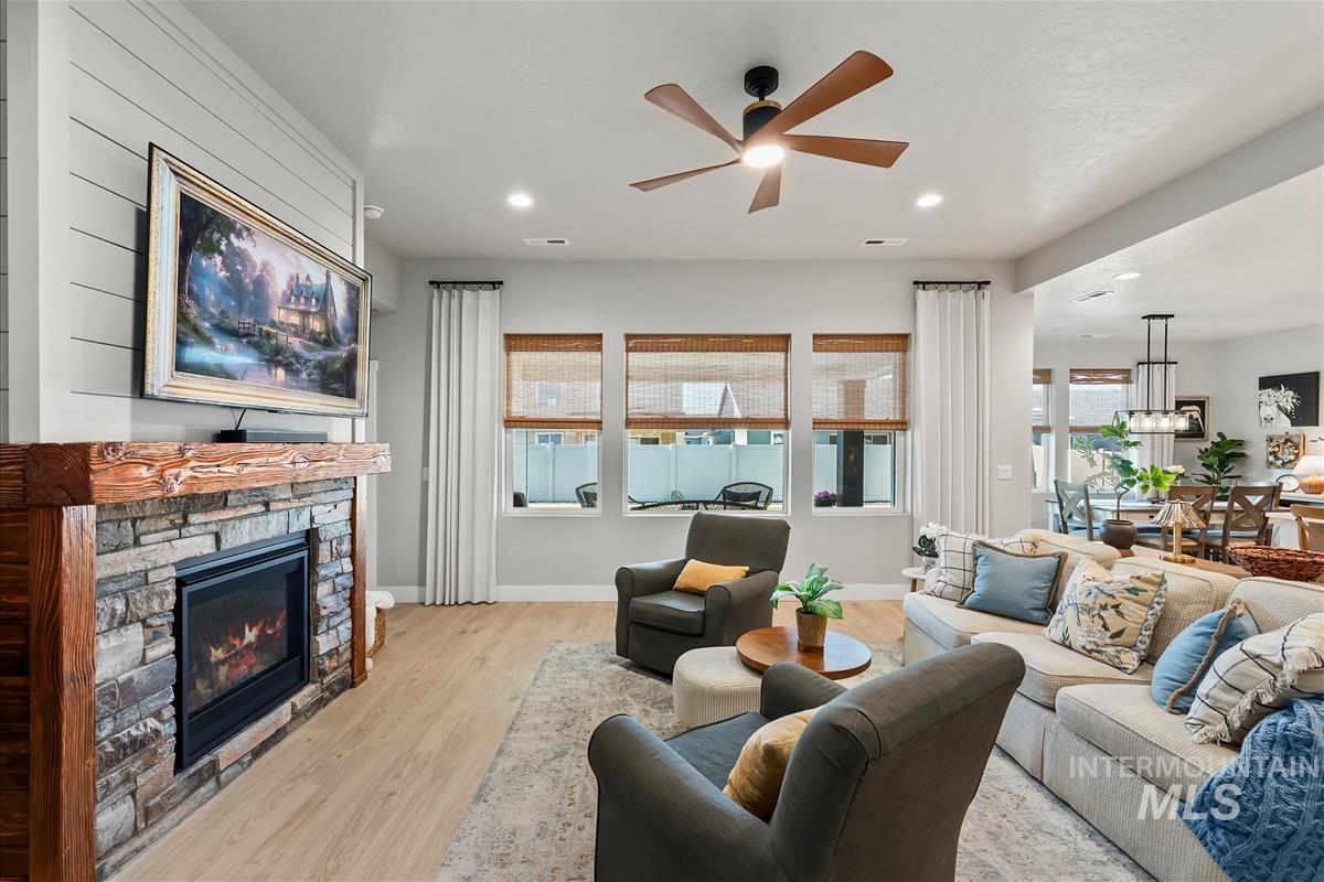 6179 W Ladle Rapids St, Meridian, Idaho 83646, 3 Bedrooms, 2.5 Bathrooms, Residential For Sale, Price $659,990, 98985265