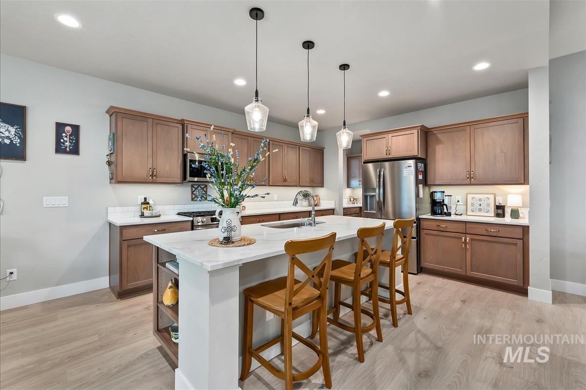 6179 W Ladle Rapids St, Meridian, Idaho 83646, 3 Bedrooms, 2.5 Bathrooms, Residential For Sale, Price $659,990, 98985265