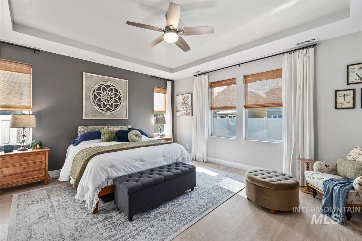6179 W Ladle Rapids St, Meridian, Idaho 83646, 3 Bedrooms, 2.5 Bathrooms, Residential For Sale, Price $659,990, 98985265
