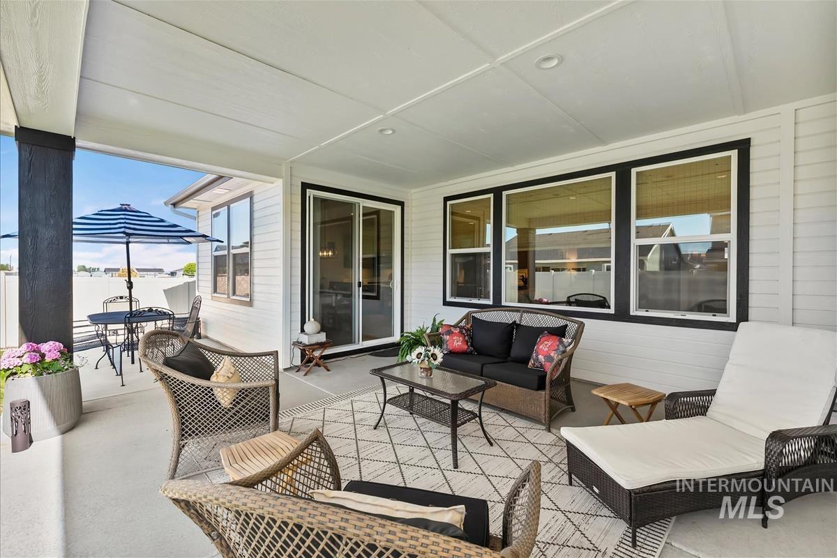 6179 W Ladle Rapids St, Meridian, Idaho 83646, 3 Bedrooms, 2.5 Bathrooms, Residential For Sale, Price $659,990, 98985265