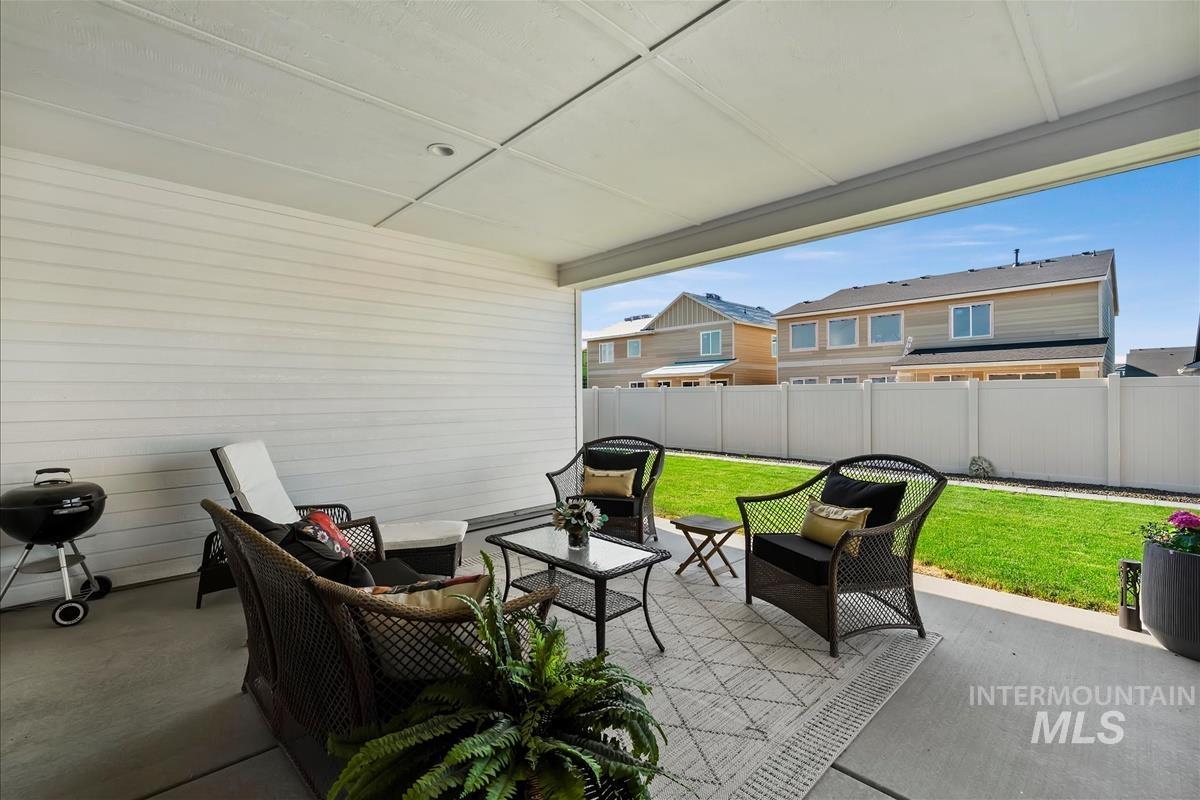 6179 W Ladle Rapids St, Meridian, Idaho 83646, 3 Bedrooms, 2.5 Bathrooms, Residential For Sale, Price $659,990, 98985265