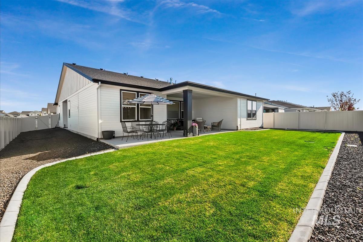 6179 W Ladle Rapids St, Meridian, Idaho 83646, 3 Bedrooms, 2.5 Bathrooms, Residential For Sale, Price $659,990, 98985265