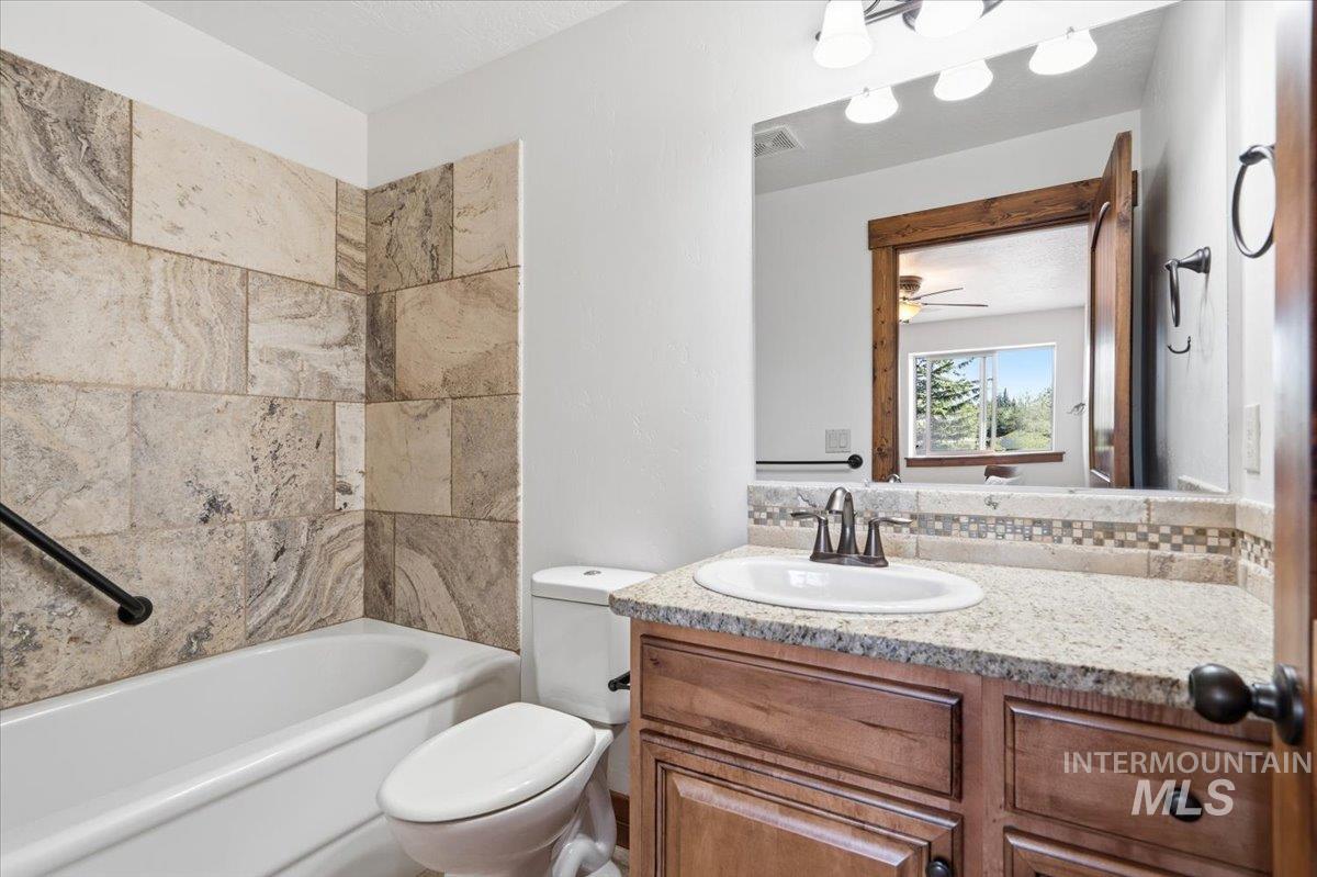 133 Brundage View Ct, McCall, Idaho 83638, 3 Bedrooms, 3 Bathrooms, Residential For Sale, Price $875,000,MLS 98985267