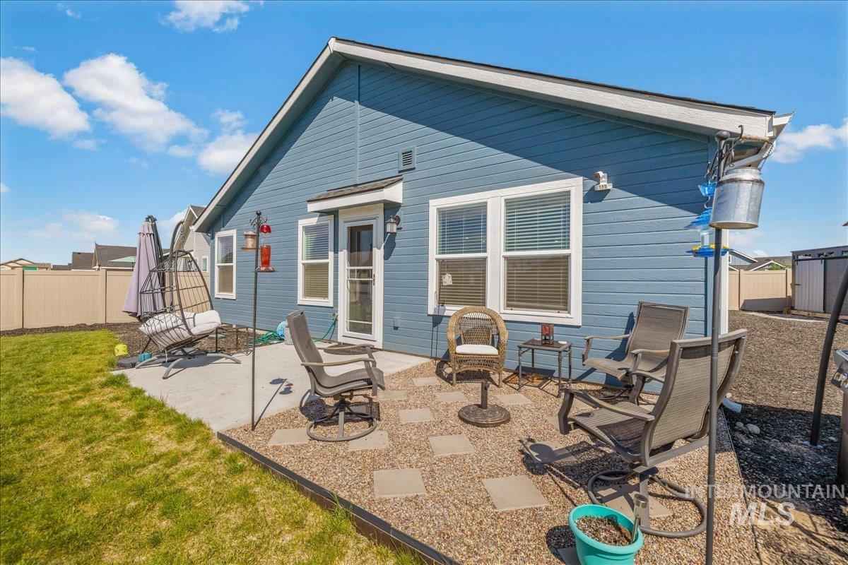 8557 Velvet Ash St, Nampa, Idaho 83687, 4 Bedrooms, 2 Bathrooms, Residential For Sale, Price $415,000, 98985276
