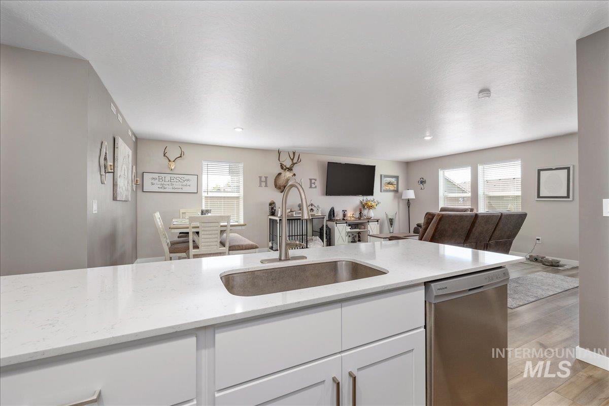 8557 Velvet Ash St, Nampa, Idaho 83687, 4 Bedrooms, 2 Bathrooms, Residential For Sale, Price $415,000, 98985276