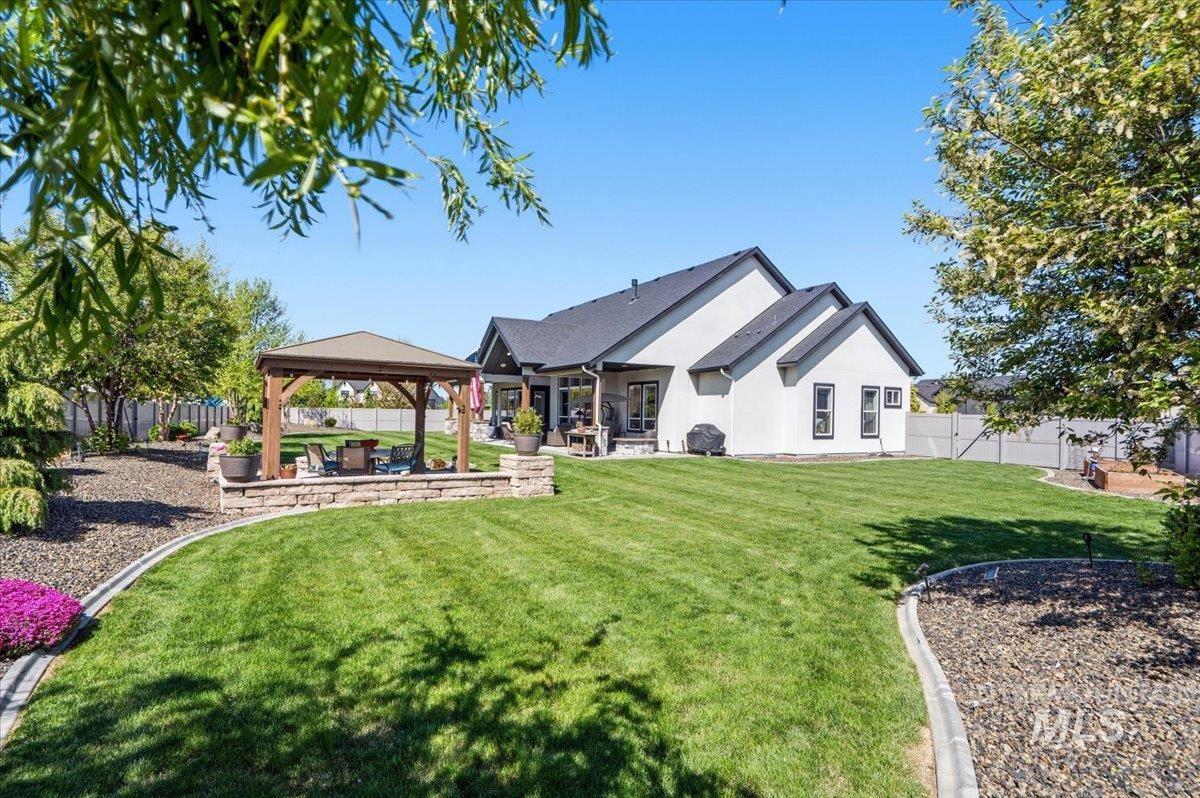 2921 E Wickham Ct, Meridian, Idaho 83642-2679, 4 Bedrooms, 3.5 Bathrooms, Residential For Sale, Price $1,399,000,MLS 98985277