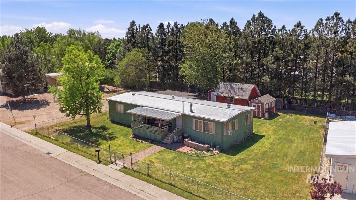 2485 N Bali Dr, Boise, Idaho 83713, 3 Bedrooms, 2 Bathrooms, Residential For Sale, Price $225,000,MLS 98985283