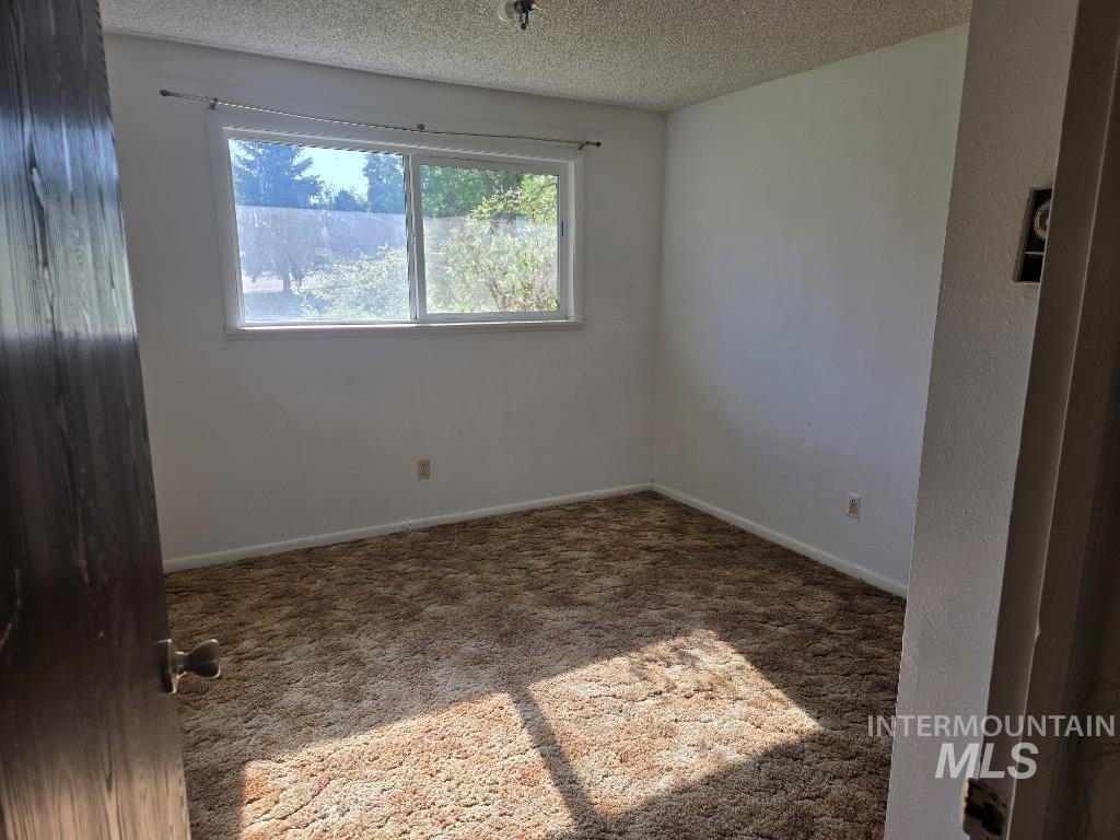 307 N 8th St, Parma, Idaho 83660, 3 Bedrooms, 2 Bathrooms, Residential For Sale, Price $279,900,MLS 98985285