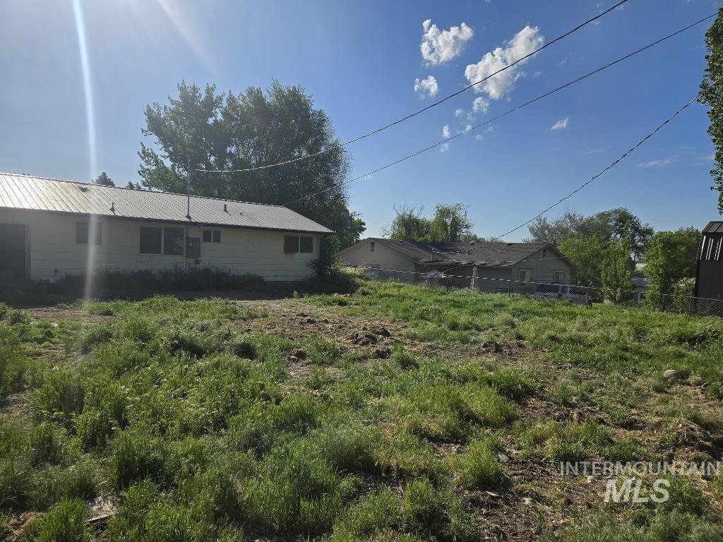 307 N 8th St, Parma, Idaho 83660, 3 Bedrooms, 2 Bathrooms, Residential For Sale, Price $279,900,MLS 98985285