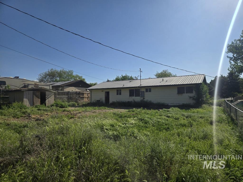 307 N 8th St, Parma, Idaho 83660, 3 Bedrooms, 2 Bathrooms, Residential For Sale, Price $279,900,MLS 98985285