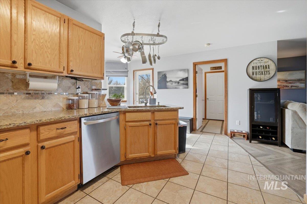 4110 Lincoln Rd, Caldwell, Idaho 83605, 3 Bedrooms, 2.5 Bathrooms, Residential For Sale, Price $739,500,MLS 98985290