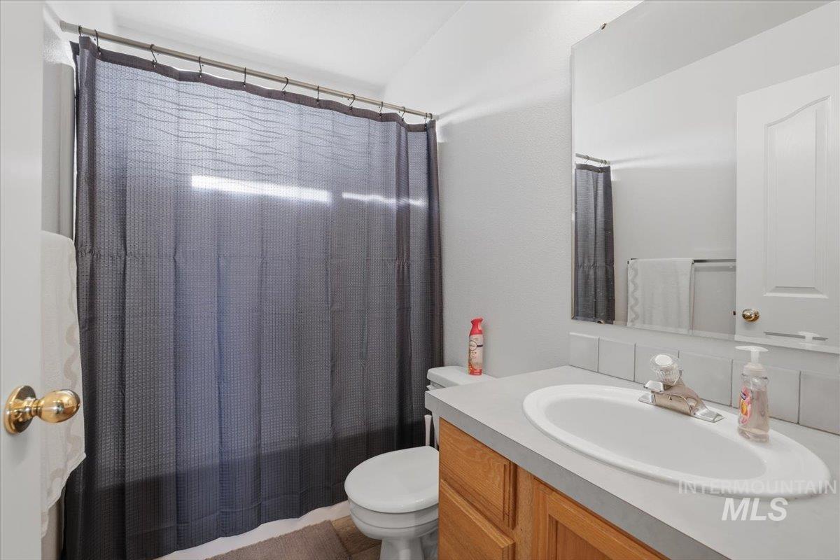 4110 Lincoln Rd, Caldwell, Idaho 83605, 3 Bedrooms, 2.5 Bathrooms, Residential For Sale, Price $739,500,MLS 98985290