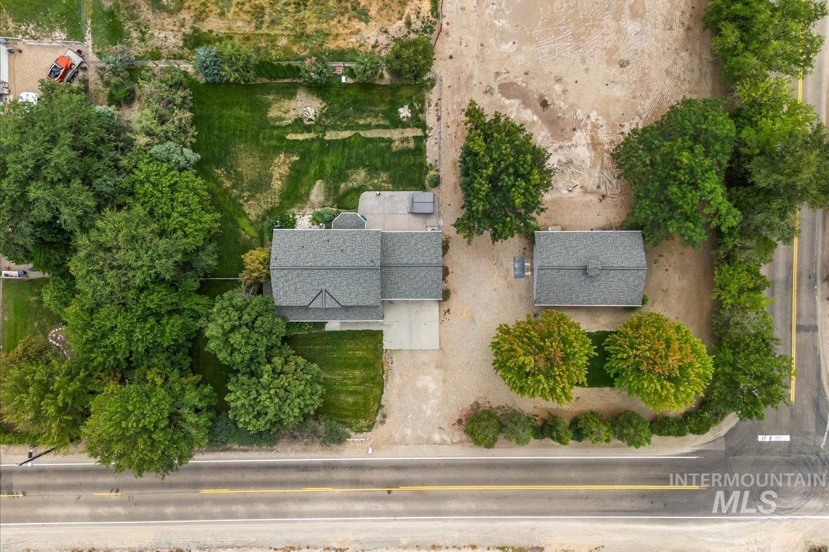 4110 Lincoln Rd, Caldwell, Idaho 83605, 3 Bedrooms, 2.5 Bathrooms, Residential For Sale, Price $739,500,MLS 98985290
