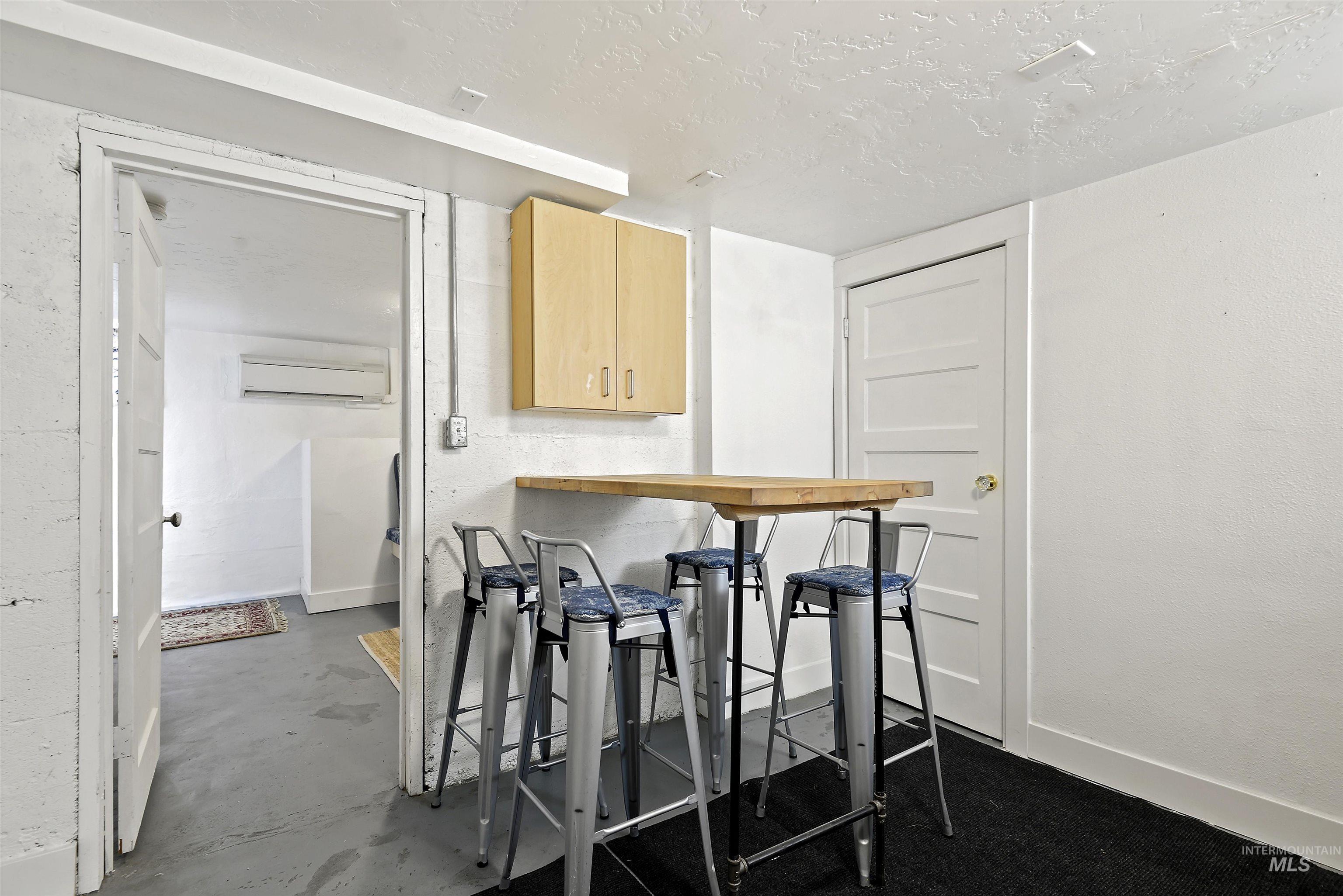 4409 W Franklin Rd, Boise, Idaho 83705-1337, 2 Bedrooms, 1 Bathroom, Residential Income For Sale, Price $598,400,MLS 98985291
