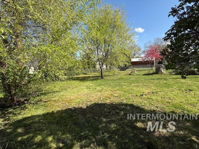 1415 & 1417 7th Street, Clarkston, Washington 99403, 2 Bedrooms, 1 Bathroom, Residential Income For Sale, Price $392,500,MLS 98985295