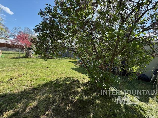 1415 & 1417 7th Street, Clarkston, Washington 99403, 2 Bedrooms, 1 Bathroom, Residential Income For Sale, Price $392,500,MLS 98985295
