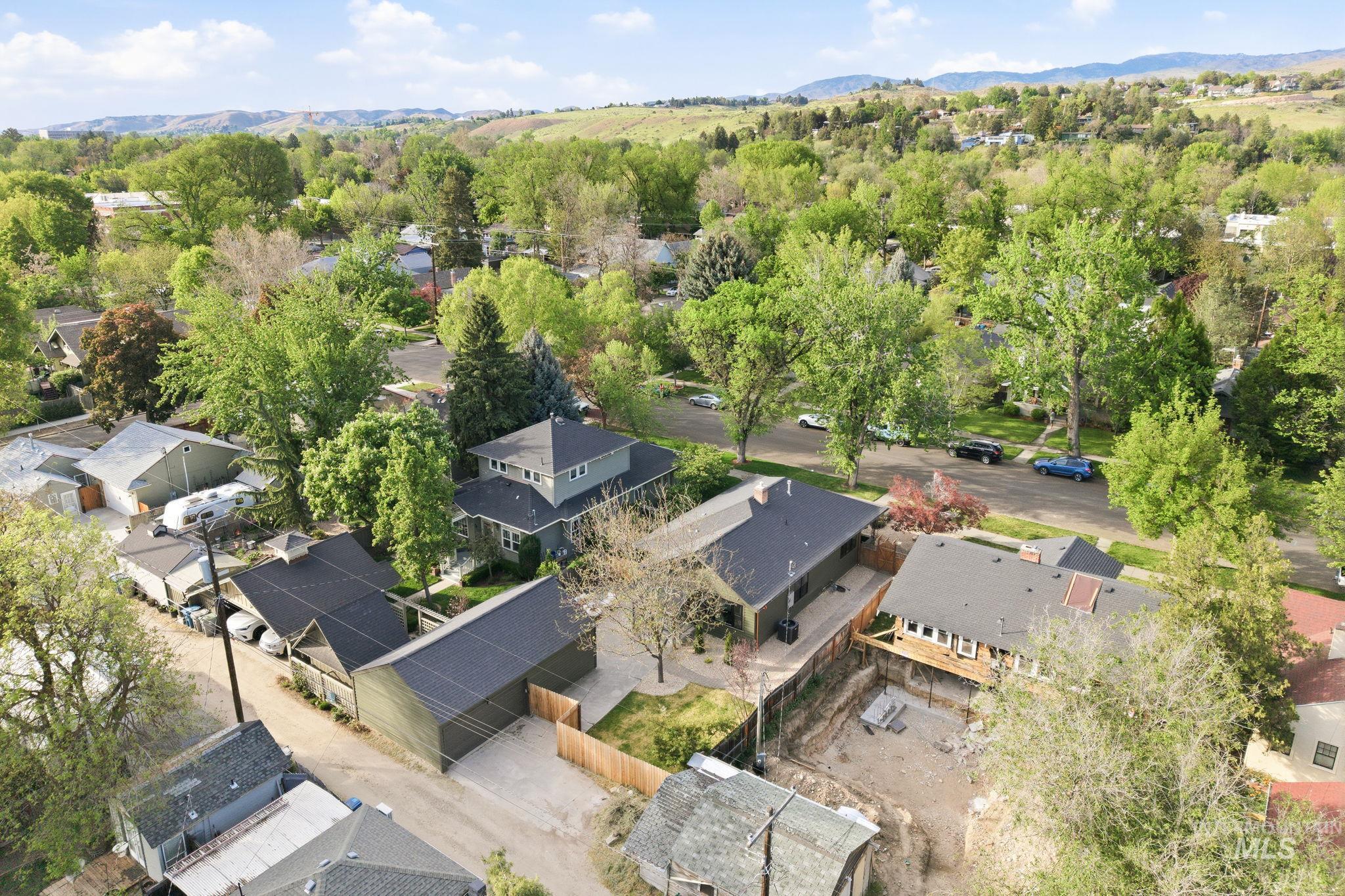 1115 E Jefferson, Boise, Idaho 83712, 3 Bedrooms, 3 Bathrooms, Residential For Sale, Price $949,900,MLS 98985301