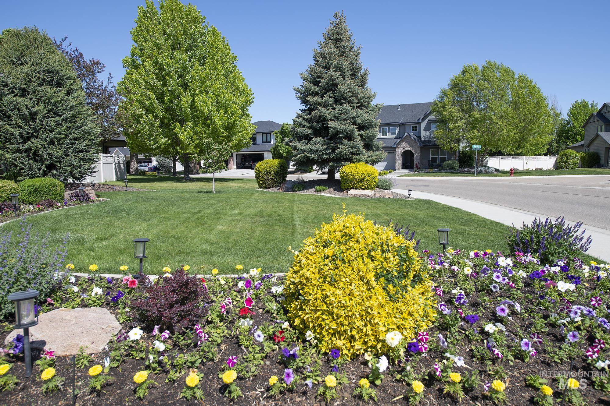 2341 W San Remo Dr, Meridian, Idaho 83646, 4 Bedrooms, 2.5 Bathrooms, Residential For Sale, Price $889,900,MLS 98985303