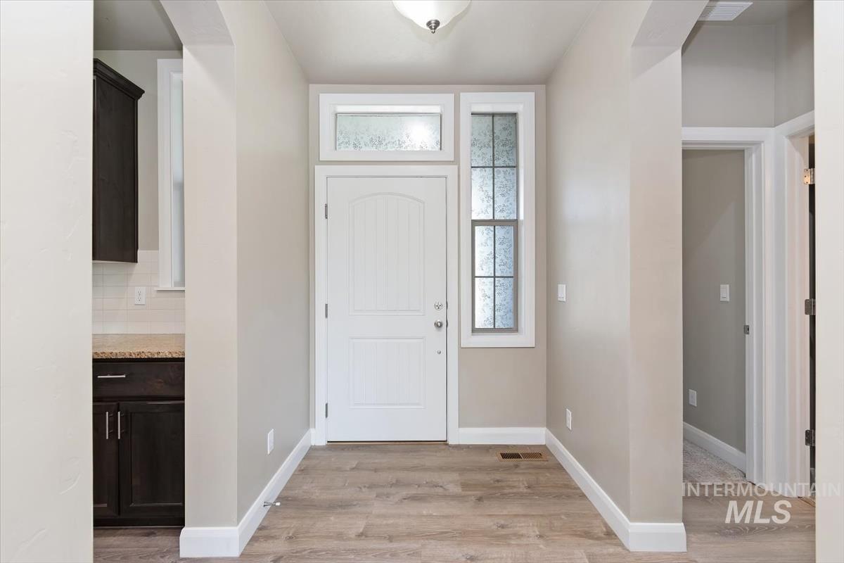 1359 W Sagwon Dr, Kuna, Idaho 83634, 4 Bedrooms, 3 Bathrooms, Residential For Sale, Price $520,000,MLS 98985304