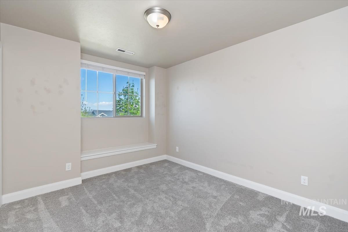 1359 W Sagwon Dr, Kuna, Idaho 83634, 4 Bedrooms, 3 Bathrooms, Residential For Sale, Price $520,000,MLS 98985304