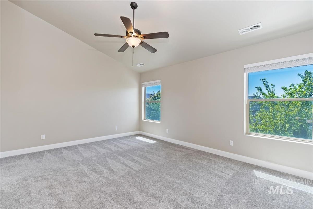 1359 W Sagwon Dr, Kuna, Idaho 83634, 4 Bedrooms, 3 Bathrooms, Residential For Sale, Price $520,000,MLS 98985304