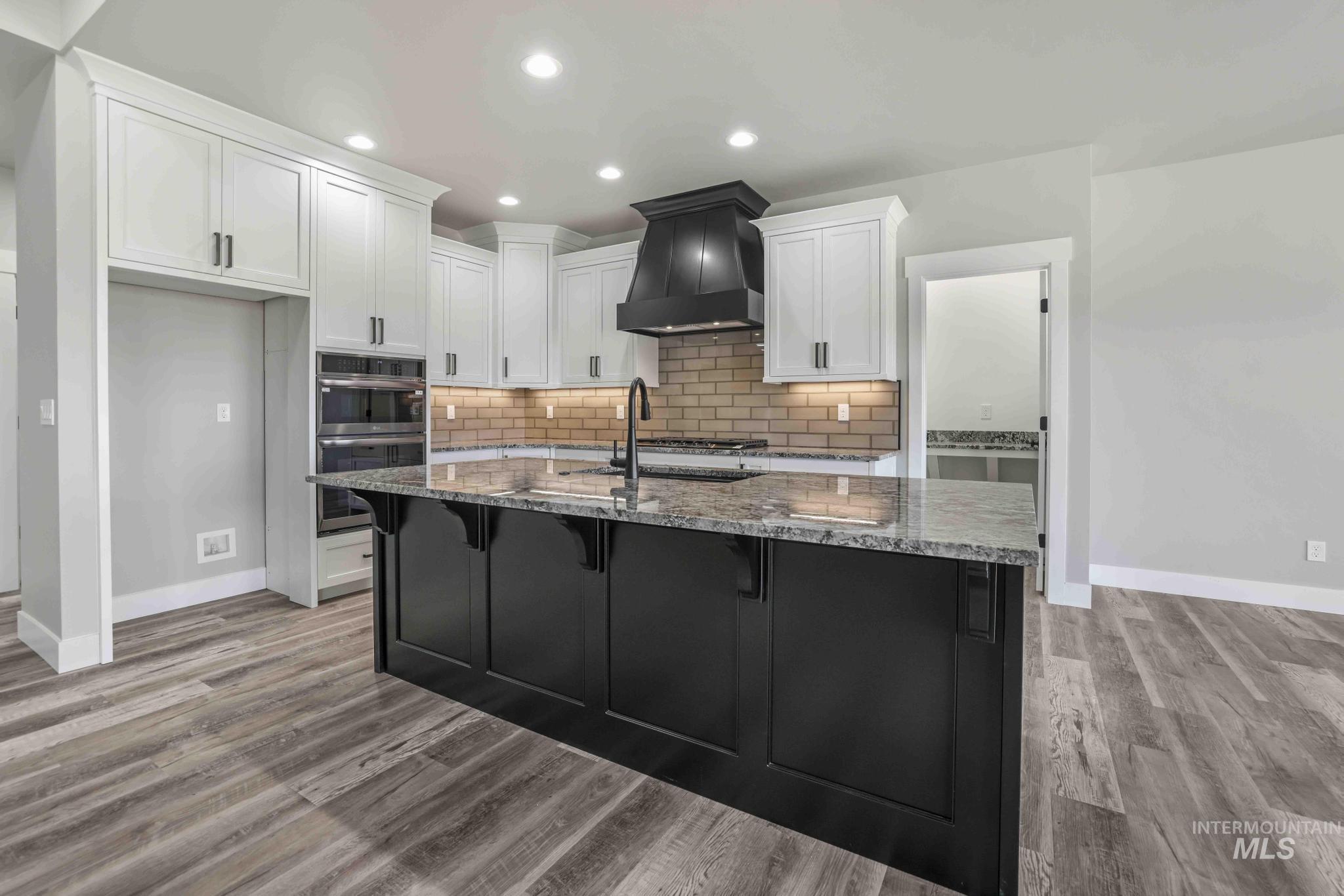 582 Moonbeam way, Twin Falls, Idaho 83301, 4 Bedrooms, 2.5 Bathrooms, Residential For Sale, Price $649,900,MLS 98985306