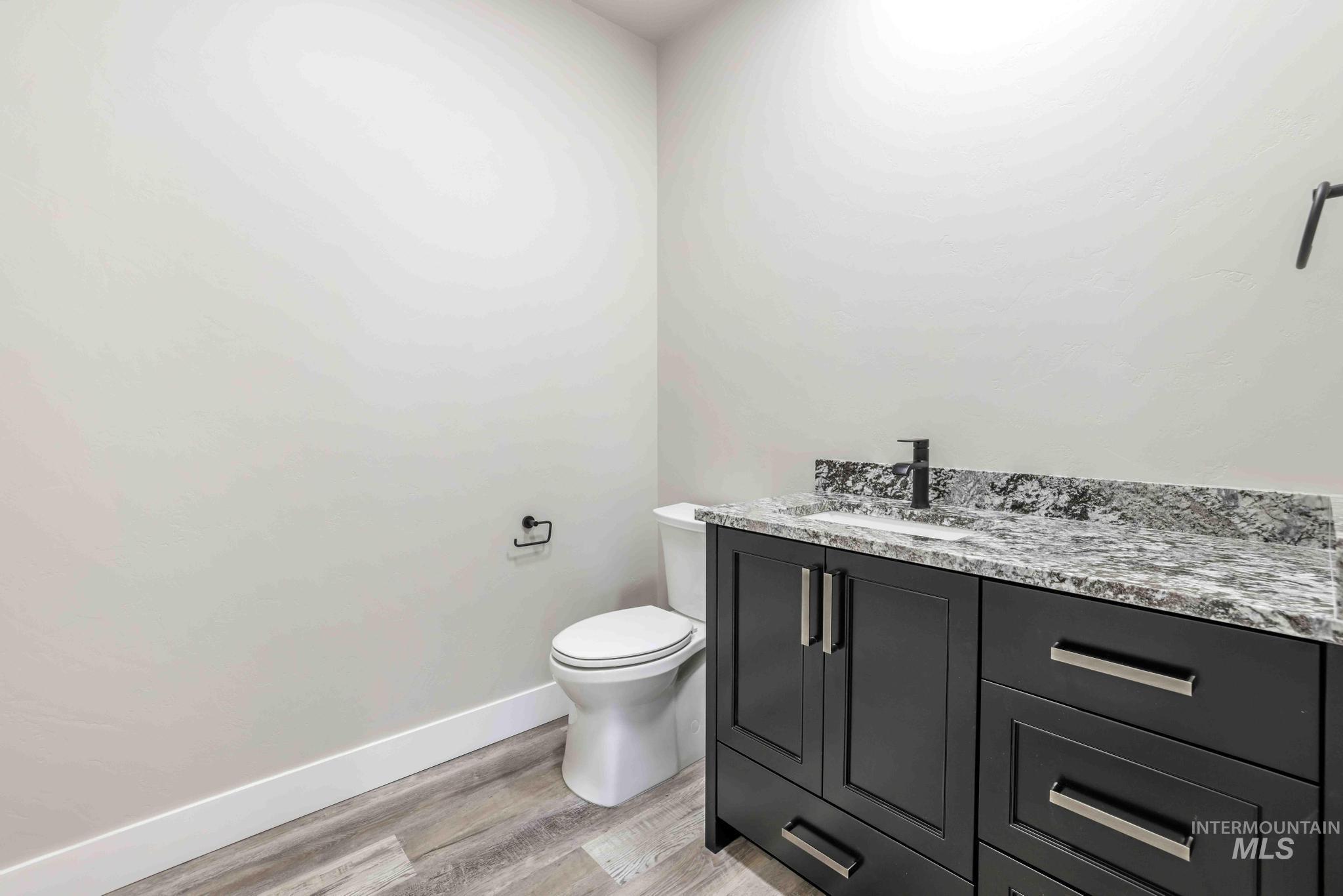 582 Moonbeam way, Twin Falls, Idaho 83301, 4 Bedrooms, 2.5 Bathrooms, Residential For Sale, Price $649,900,MLS 98985306