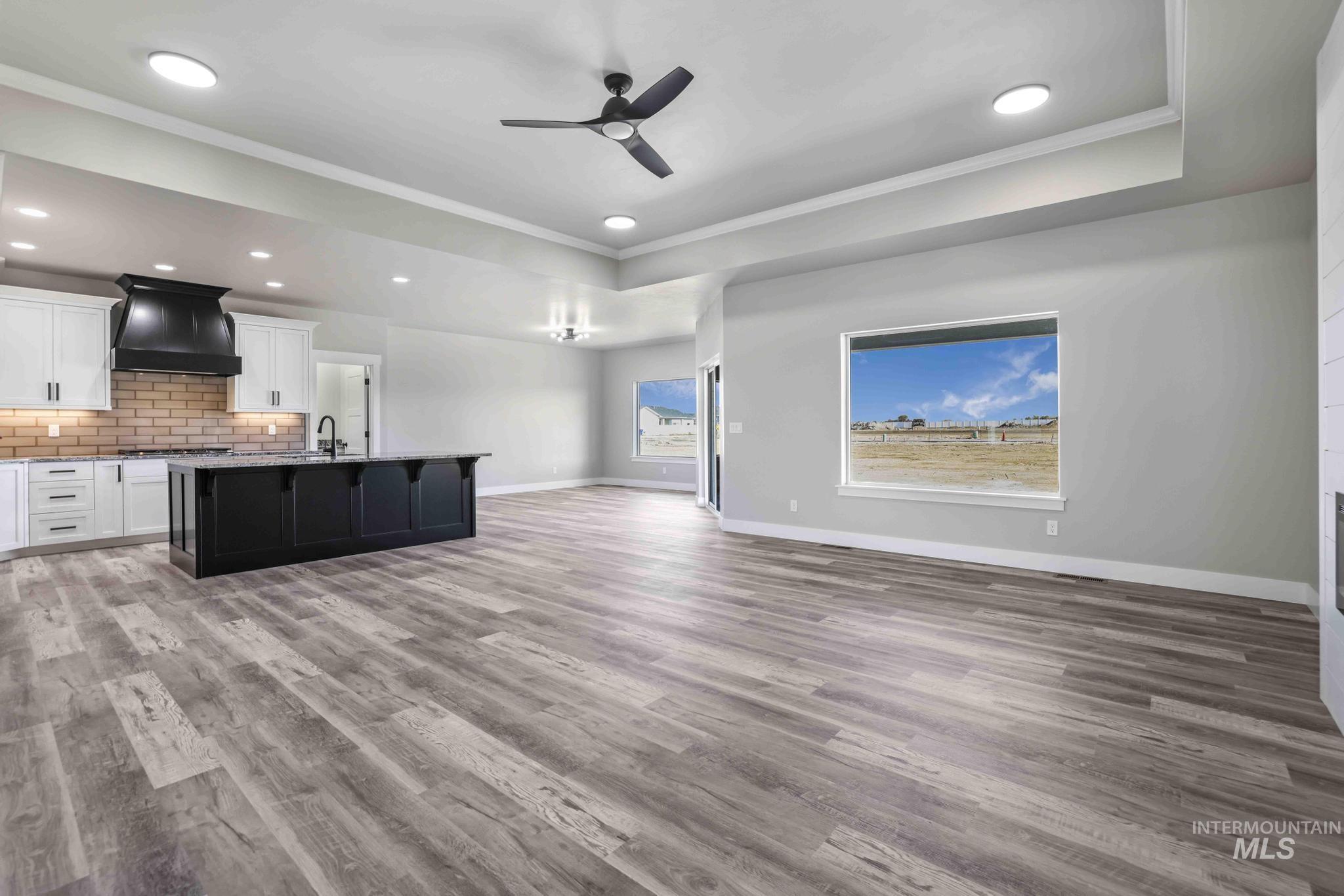 582 Moonbeam way, Twin Falls, Idaho 83301, 4 Bedrooms, 2.5 Bathrooms, Residential For Sale, Price $649,900,MLS 98985306