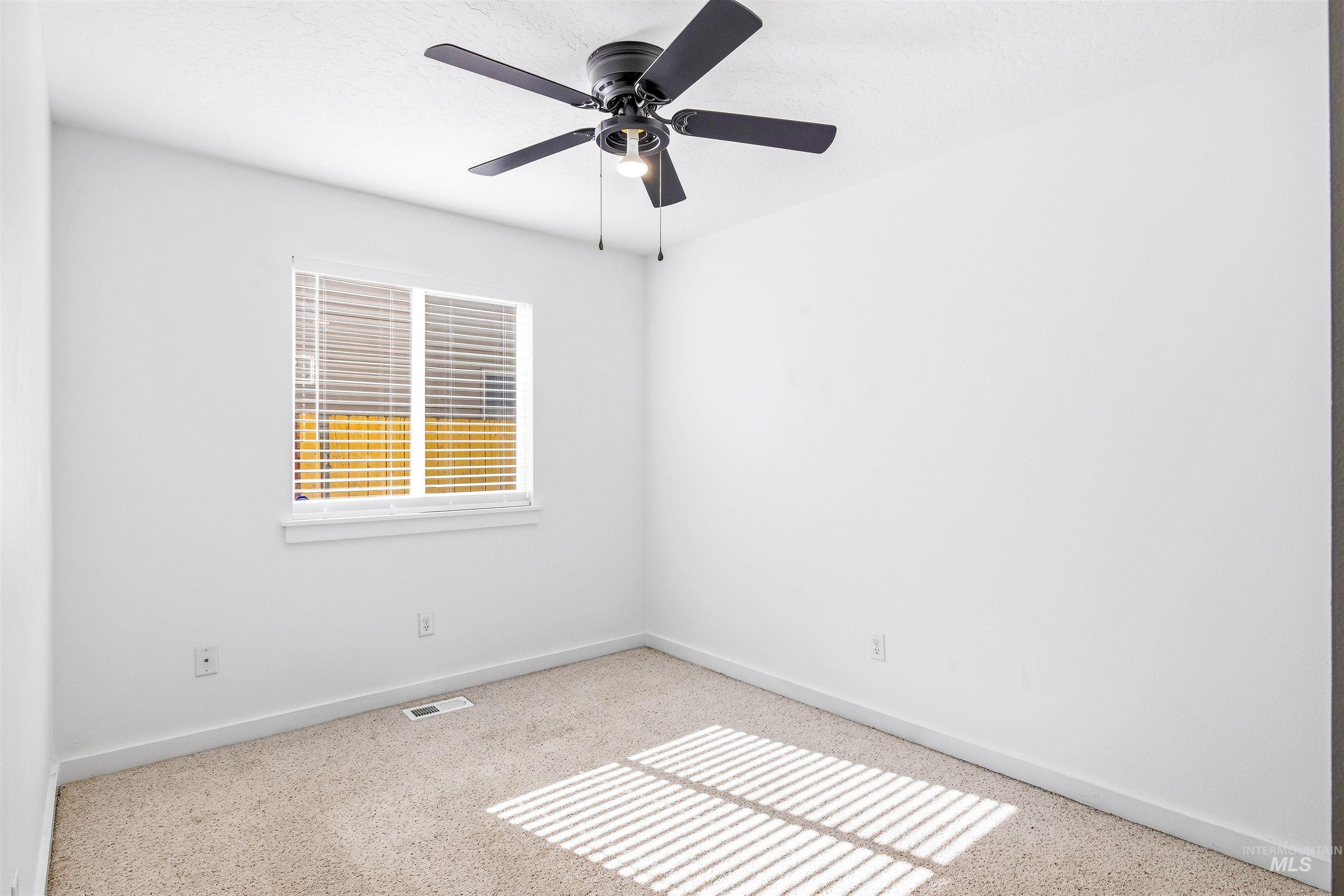 10599 Gossamer Street, Nampa, Idaho 83687-9275, 3 Bedrooms, 2 Bathrooms, Residential For Sale, Price $359,900,MLS 98985307