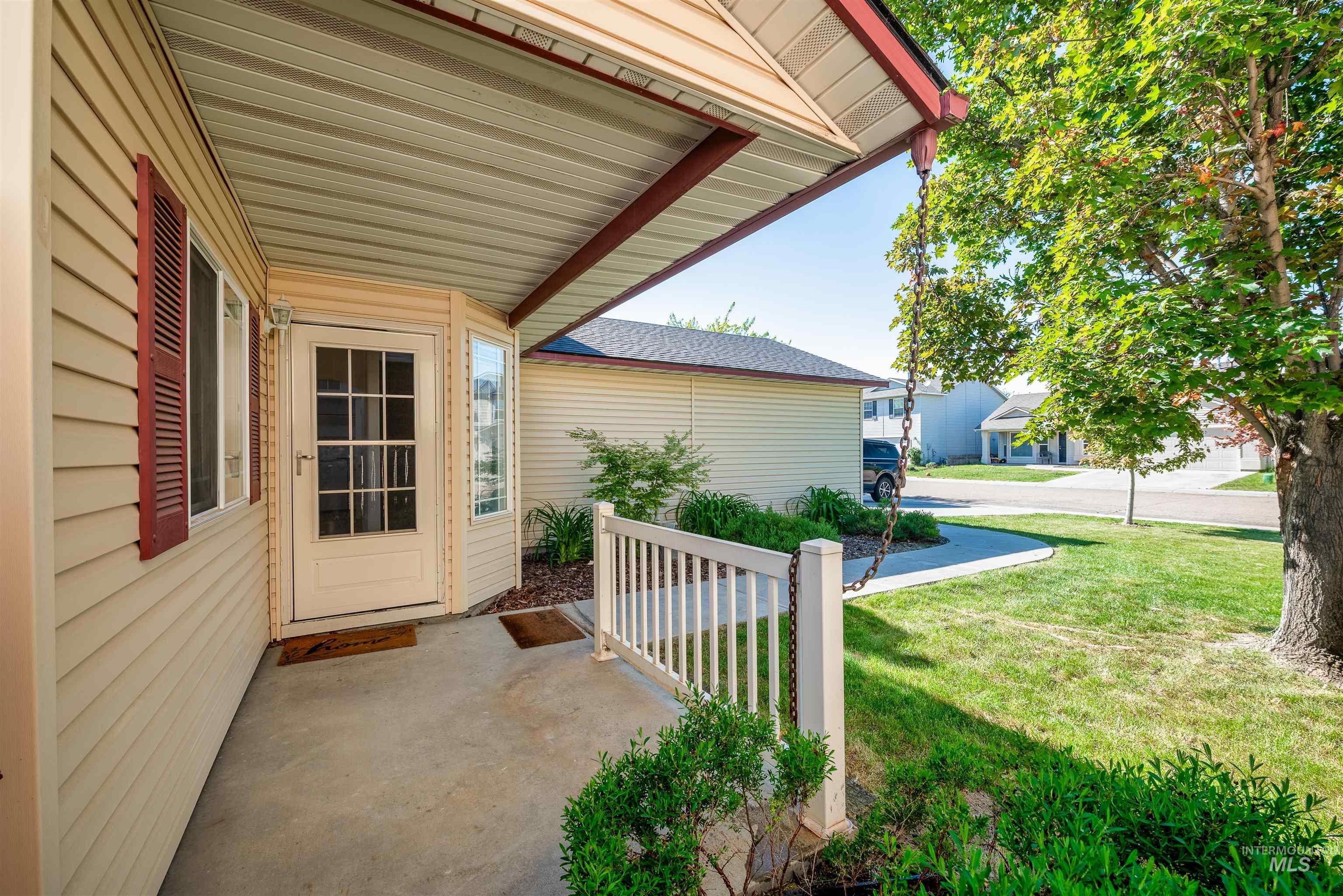 10599 Gossamer Street, Nampa, Idaho 83687-9275, 3 Bedrooms, 2 Bathrooms, Residential For Sale, Price $359,900,MLS 98985307