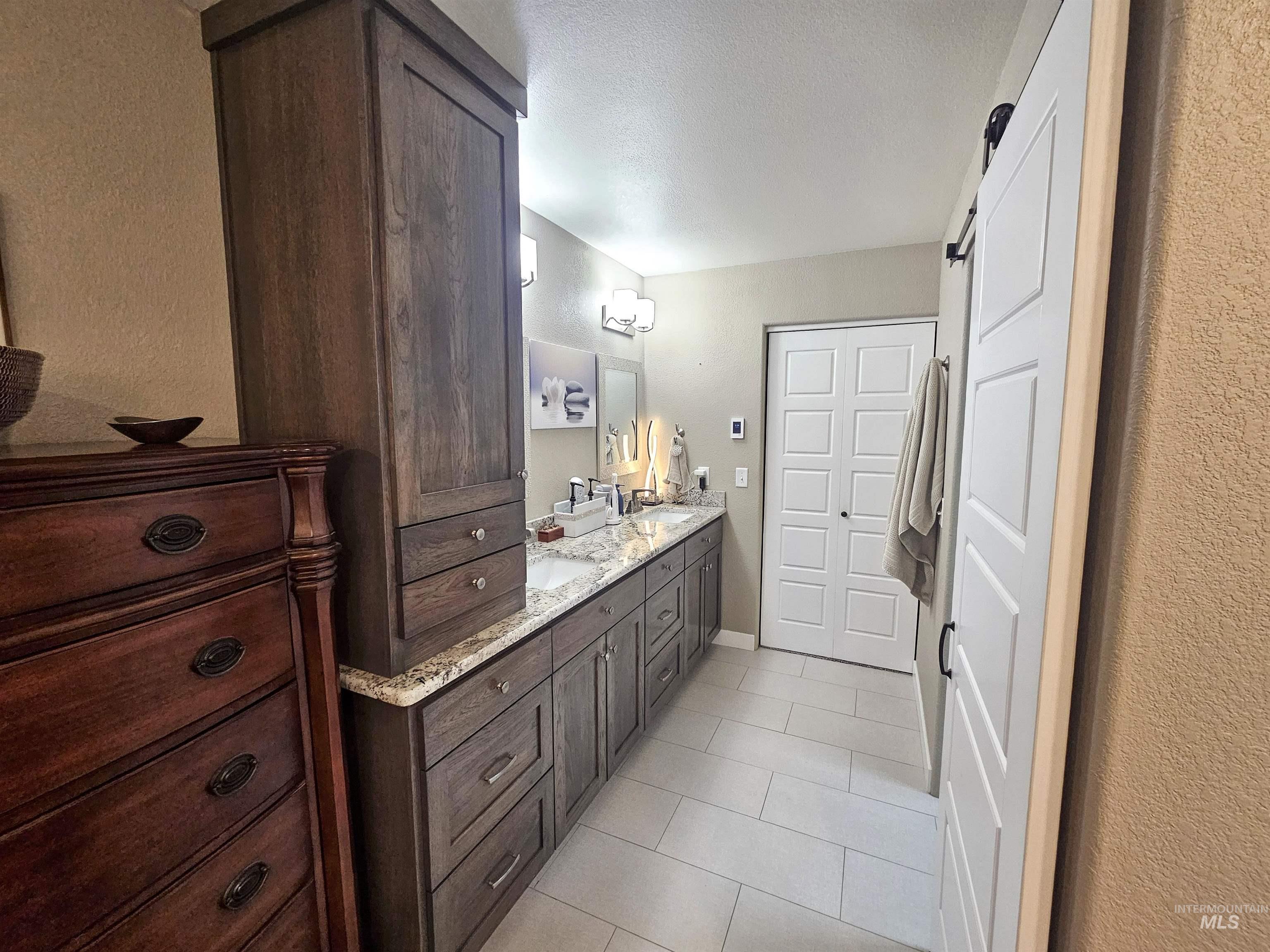 3920 Country Club Drive, Lewiston, Idaho 83501, 4 Bedrooms, 3 Bathrooms, Residential For Sale, Price $659,000,MLS 98985310