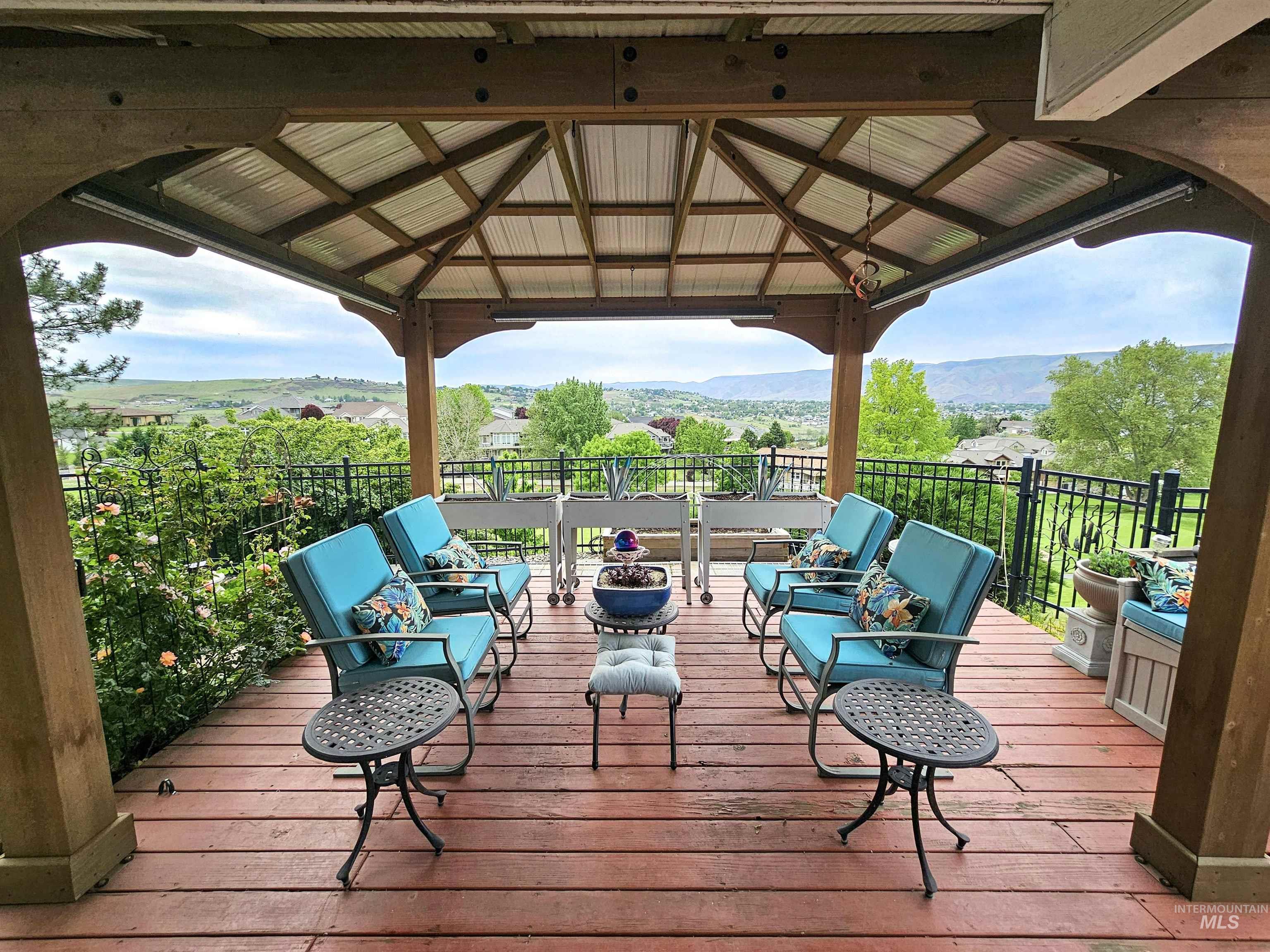 3920 Country Club Drive, Lewiston, Idaho 83501, 4 Bedrooms, 3 Bathrooms, Residential For Sale, Price $659,000,MLS 98985310