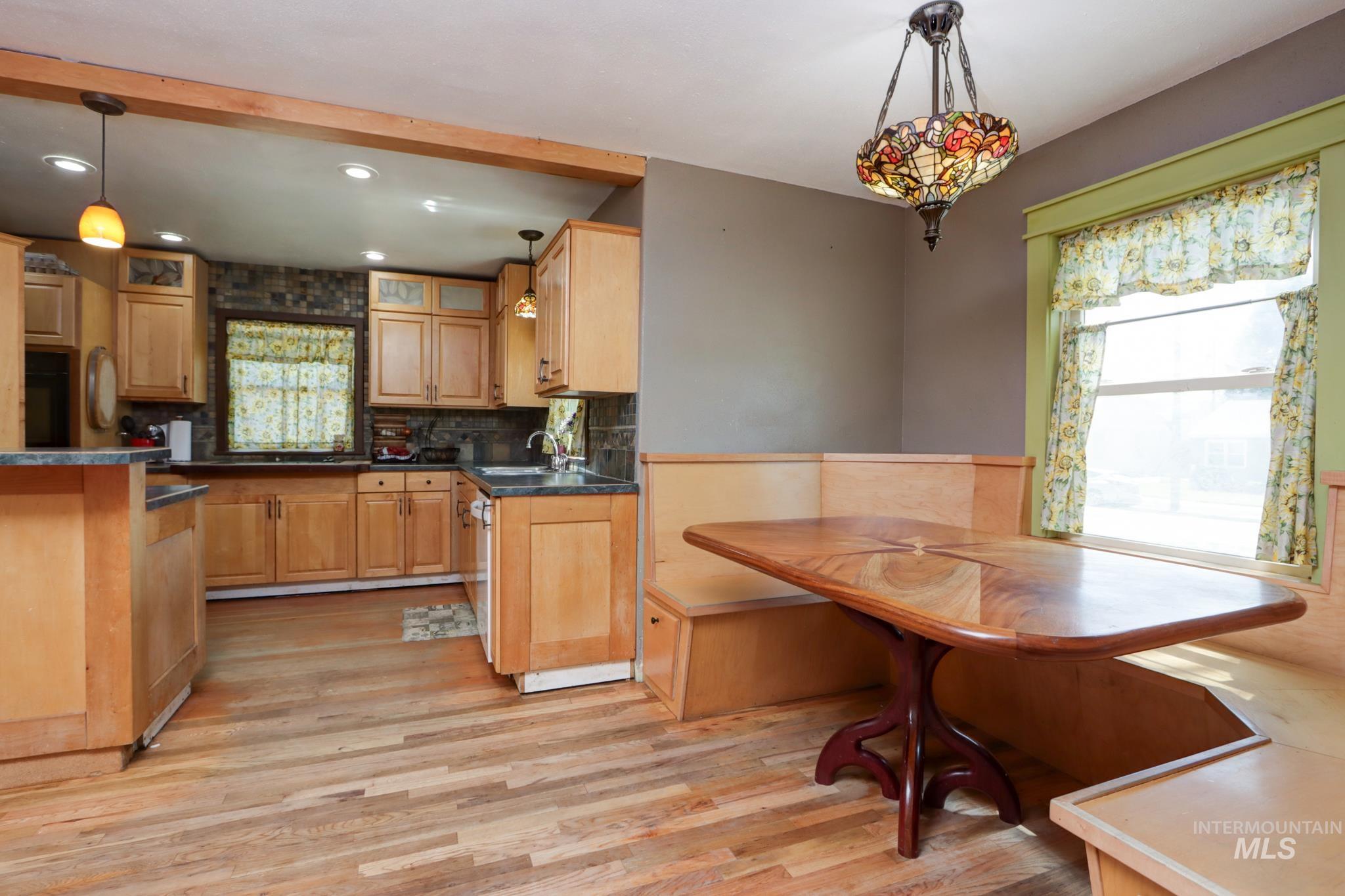 706 E 1st, Emmett, Idaho 83617, 3 Bedrooms, 2 Bathrooms, Residential For Sale, Price $460,000, 98985311