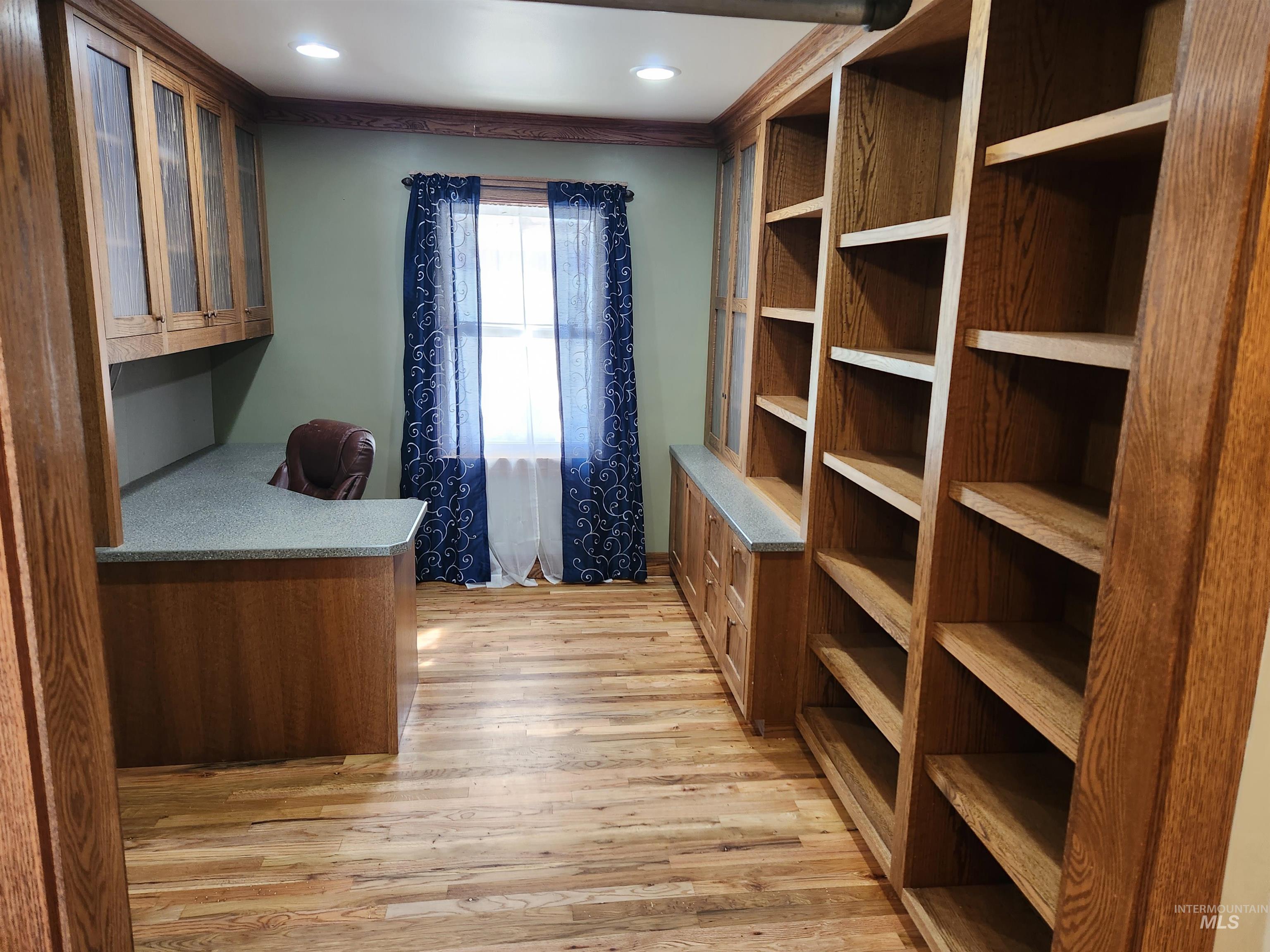 706 E 1st, Emmett, Idaho 83617, 2 Bedrooms, 2 Bathrooms, Residential For Sale, Price $449,500, 98985311