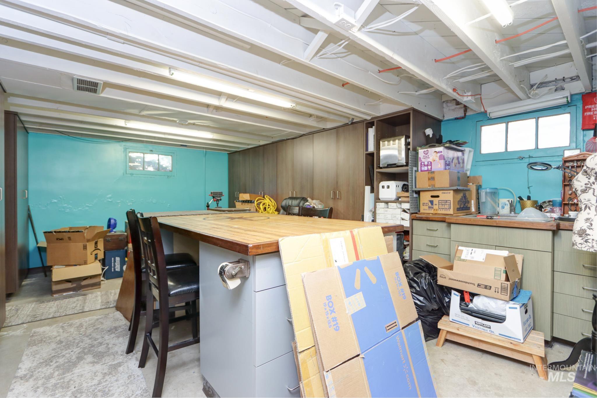 706 E 1st, Emmett, Idaho 83617, 3 Bedrooms, 2 Bathrooms, Residential For Sale, Price $460,000, 98985311