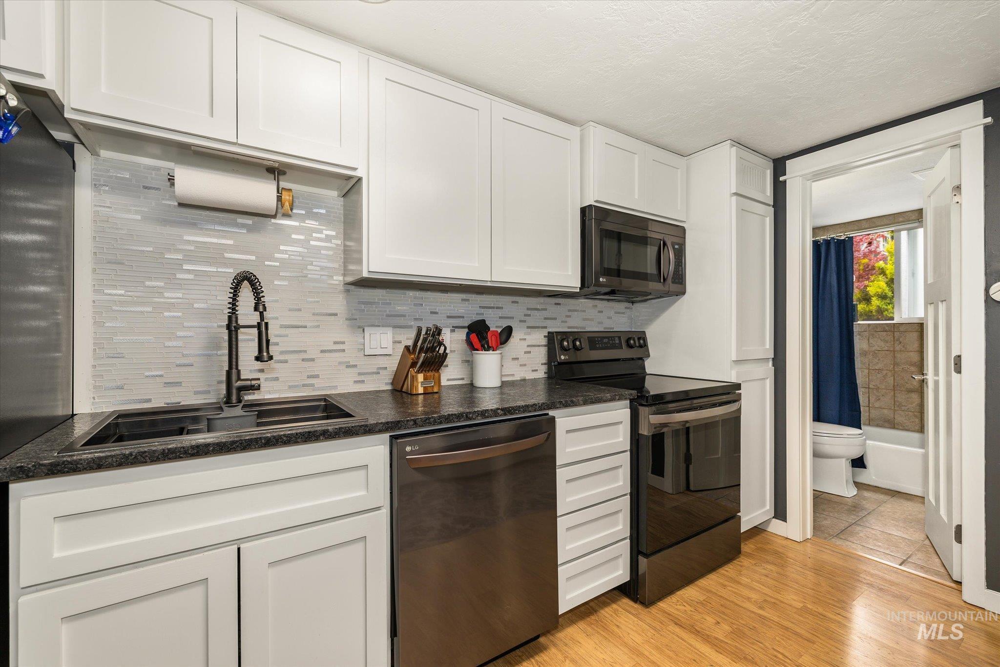 1005 N 9Th St, Boise, Idaho 83702, 1 Bathroom, Residential For Sale, Price $284,500,MLS 98985312
