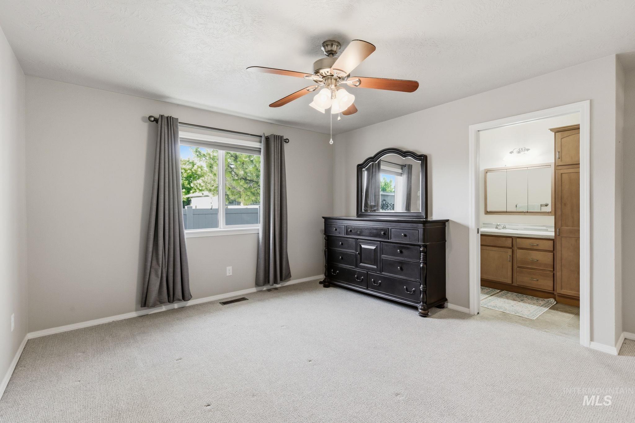 2120 Alder Drive, Caldwell, Idaho 83605, 2 Bedrooms, 2 Bathrooms, Residential For Sale, Price $324,990,MLS 98985316