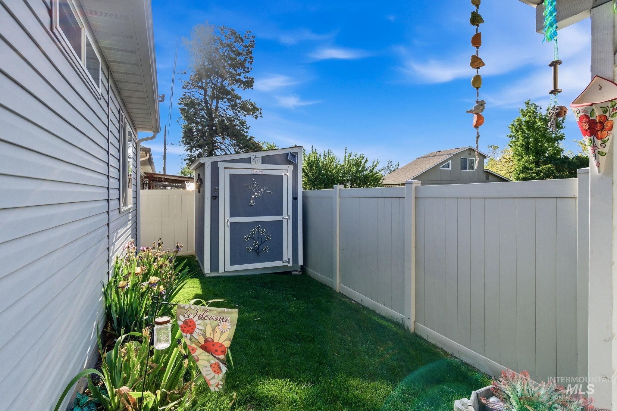 2120 Alder Drive, Caldwell, Idaho 83605, 2 Bedrooms, 2 Bathrooms, Residential For Sale, Price $324,990,MLS 98985316