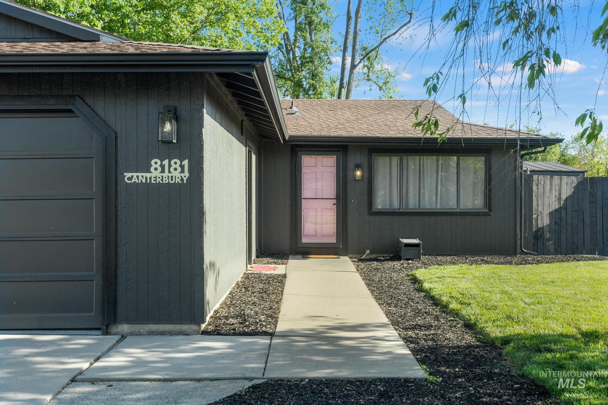 8181 W Canterbury Ct., Boise, Idaho 83704, 3 Bedrooms, 1 Bathroom, Residential For Sale, Price $409,000,MLS 98985322