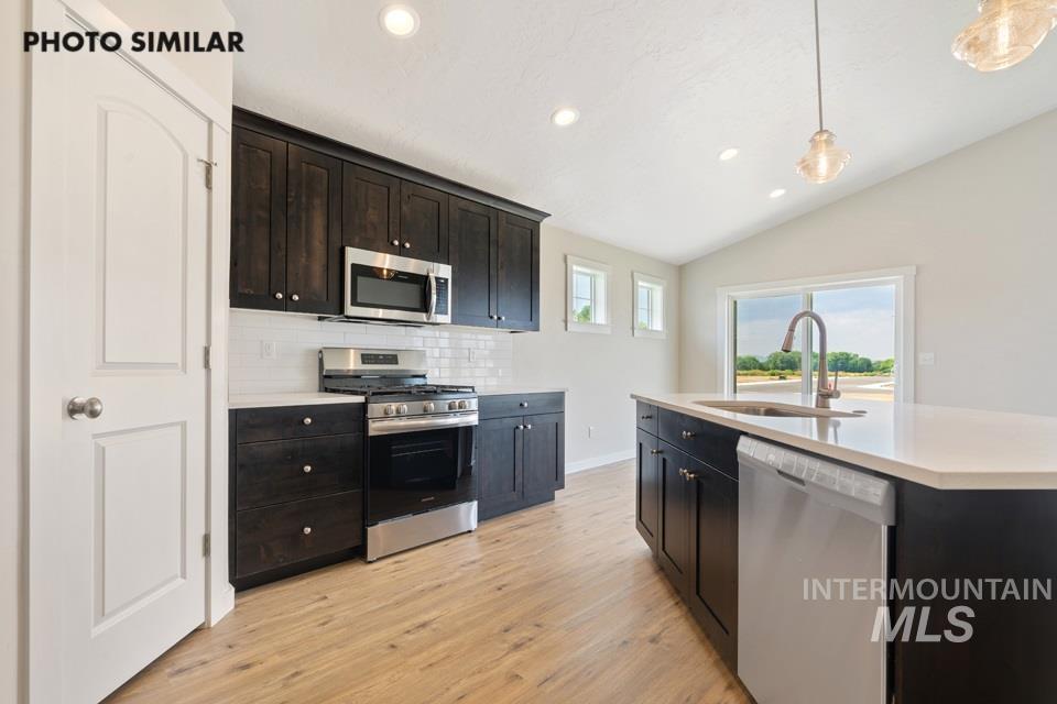 1660 Haystack Rd, Emmett, Idaho 83617, 3 Bedrooms, 2 Bathrooms, Residential For Sale, Price $389,999,MLS 98985326