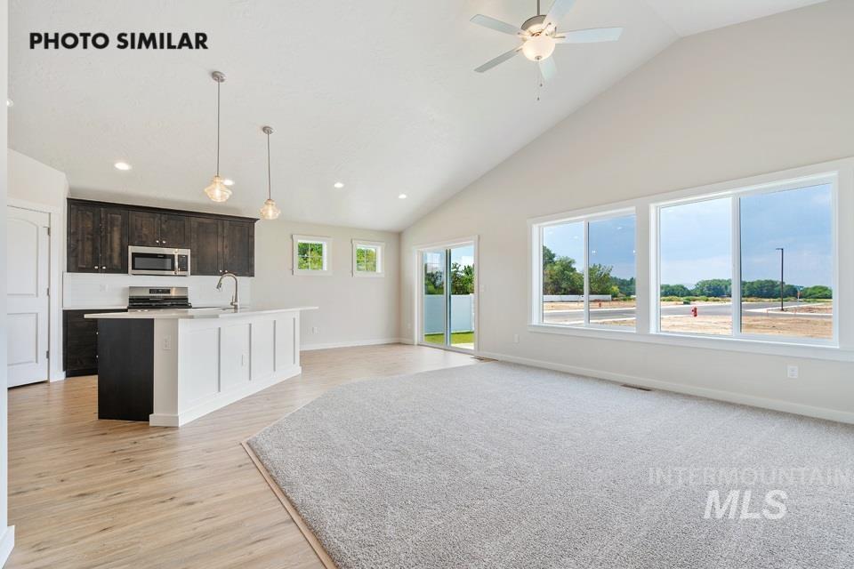 1660 Haystack Rd, Emmett, Idaho 83617, 3 Bedrooms, 2 Bathrooms, Residential For Sale, Price $389,999,MLS 98985326