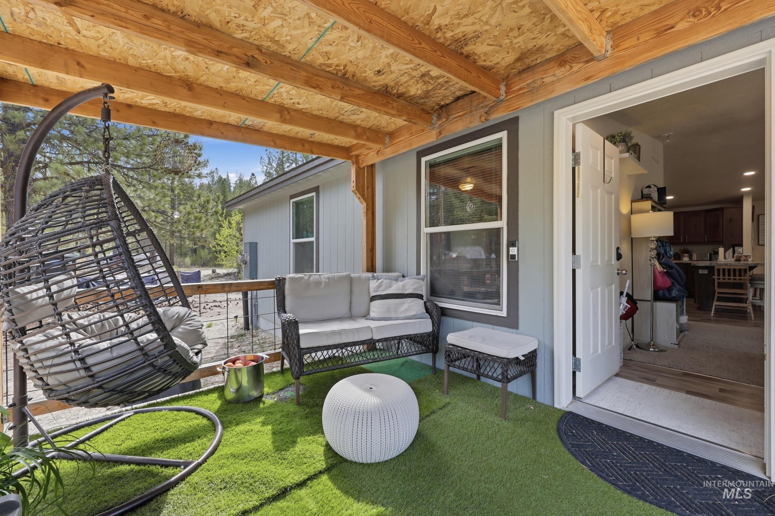 17 Mountain Meadow Rd, Idaho City, Idaho 83631, 3 Bedrooms, 2 Bathrooms, Residential For Sale, Price $475,000,MLS 98985328