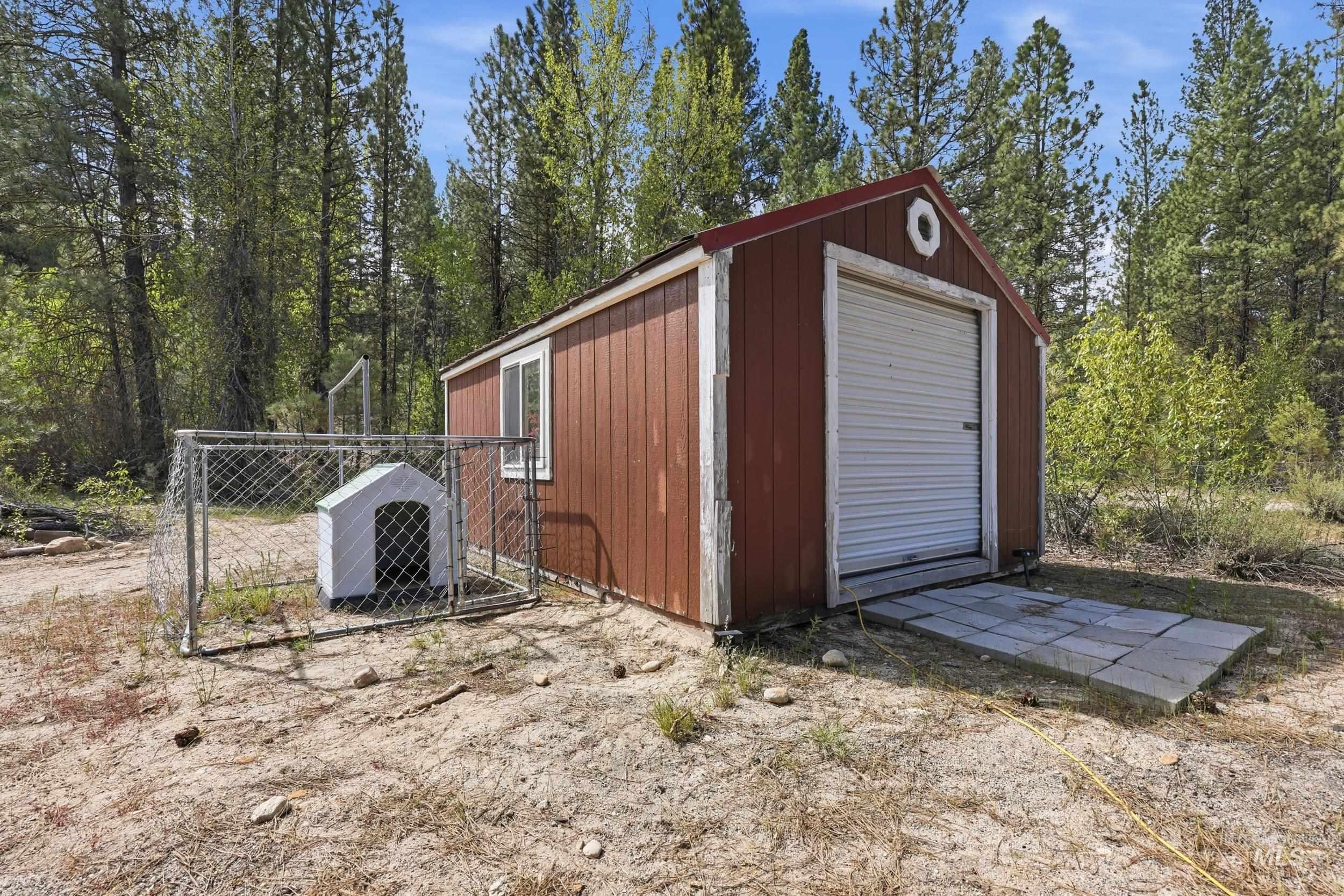 17 Mountain Meadow Rd, Idaho City, Idaho 83631, 3 Bedrooms, 2 Bathrooms, Residential For Sale, Price $475,000,MLS 98985328