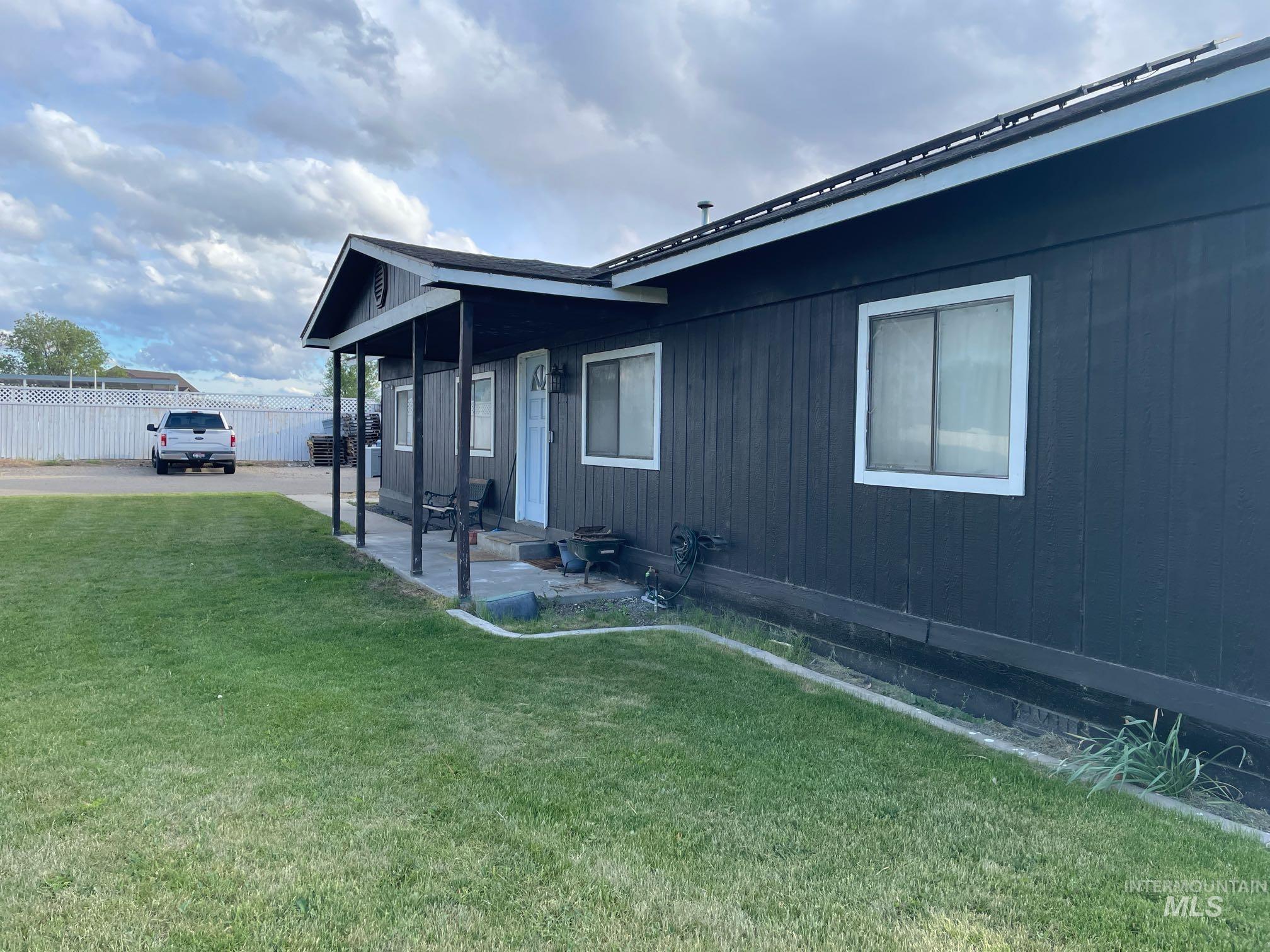 3717 E Locust Ln, Nampa, Idaho 83686, 4 Bedrooms, 3 Bathrooms, Residential For Sale, Price $725,000,MLS 98985330