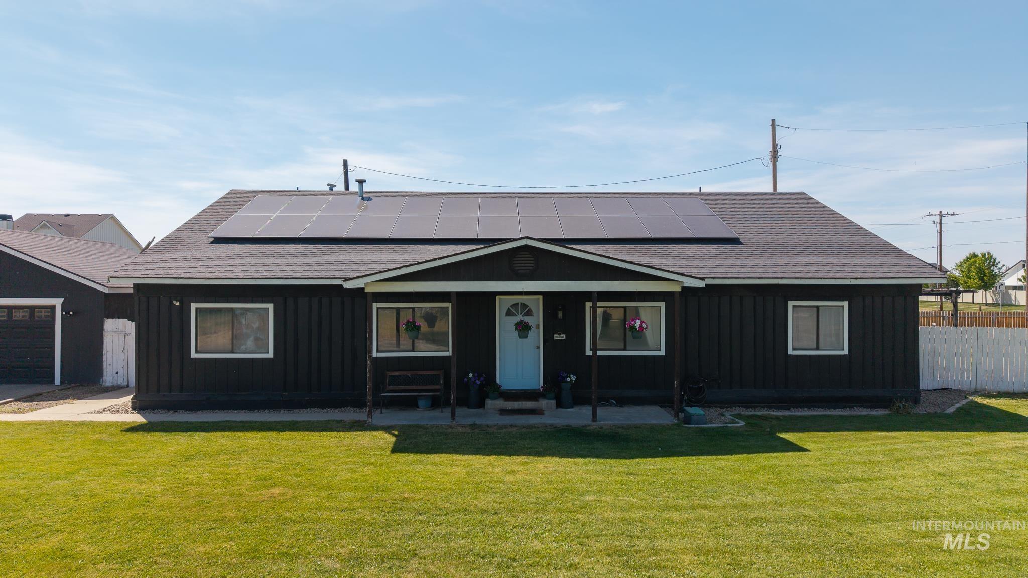 3717 E Locust Ln, Nampa, Idaho 83686, 4 Bedrooms, 3 Bathrooms, Residential For Sale, Price $725,000, 98985330