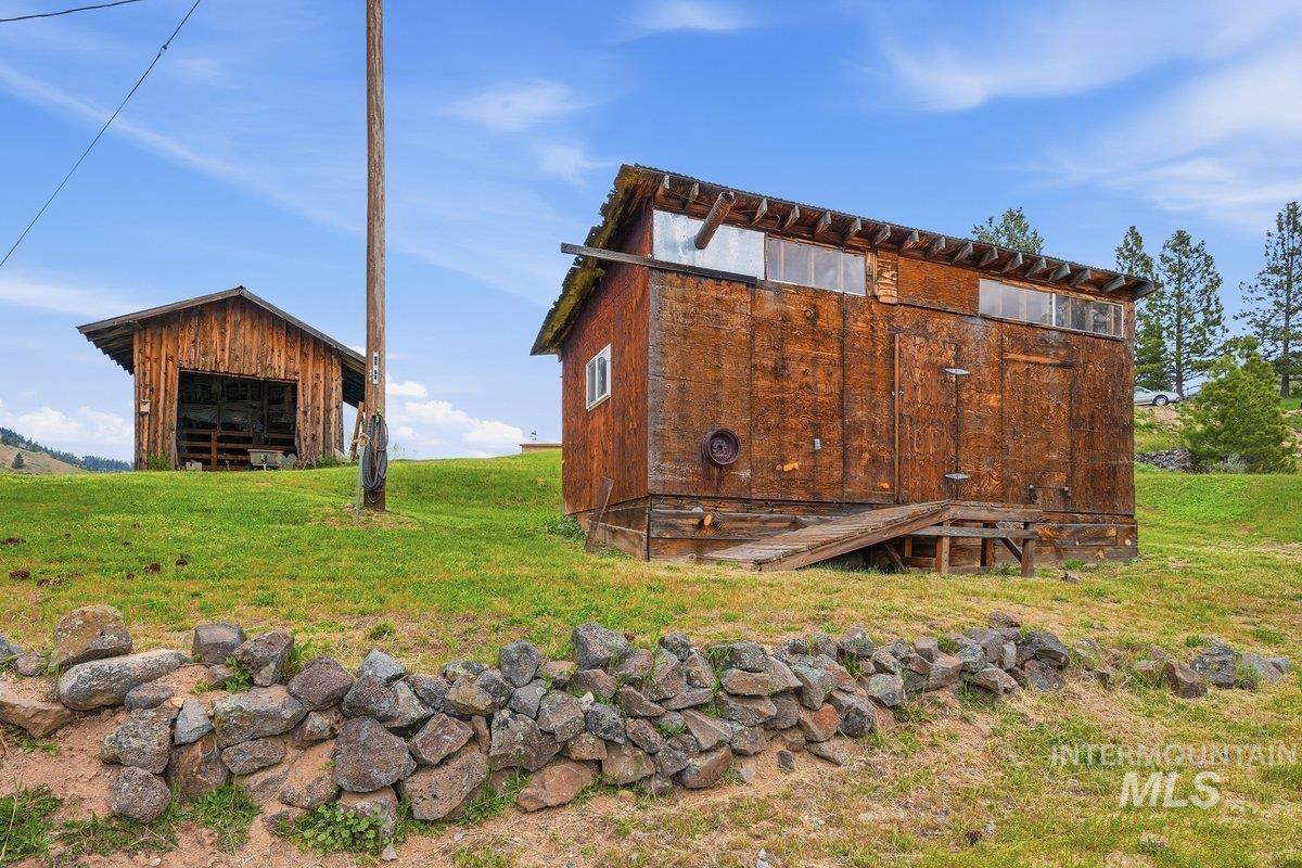 371 Rimview Dr, Boise, Idaho 83716, 3 Bedrooms, 2 Bathrooms, Residential For Sale, Price $525,000,MLS 98985332