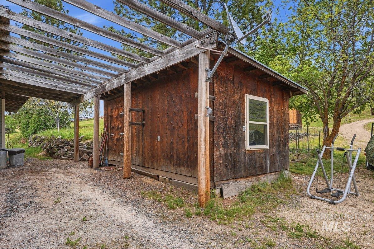 371 Rimview Dr, Boise, Idaho 83716, 3 Bedrooms, 2 Bathrooms, Residential For Sale, Price $525,000,MLS 98985332
